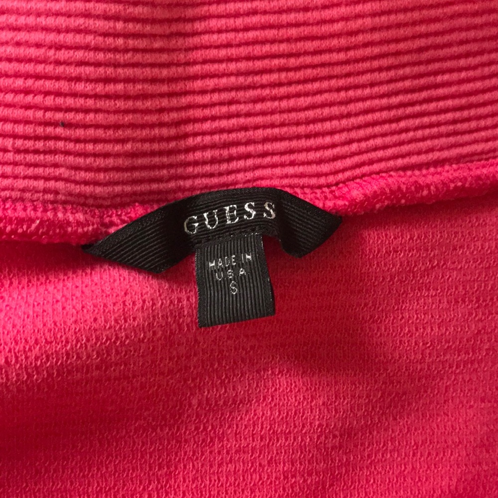 2-Piece GUESS set - Picture 3 of 5
